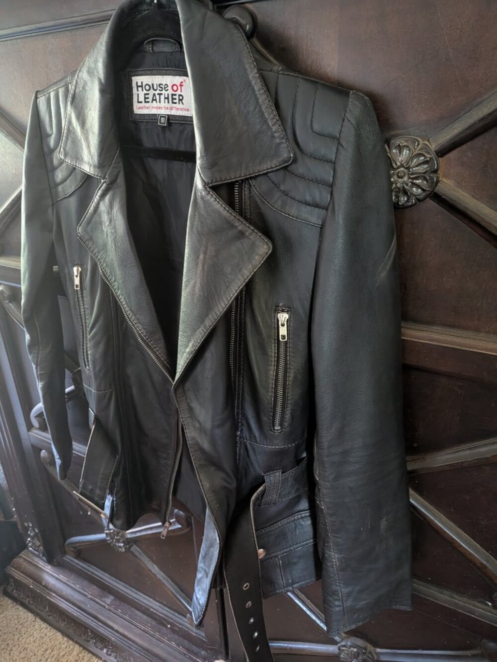 Versatile leather jacket - Picture 8 of 11